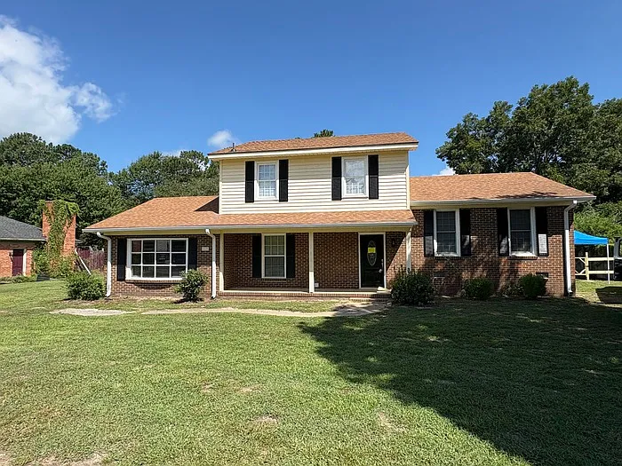 113 Robin Lake Dr