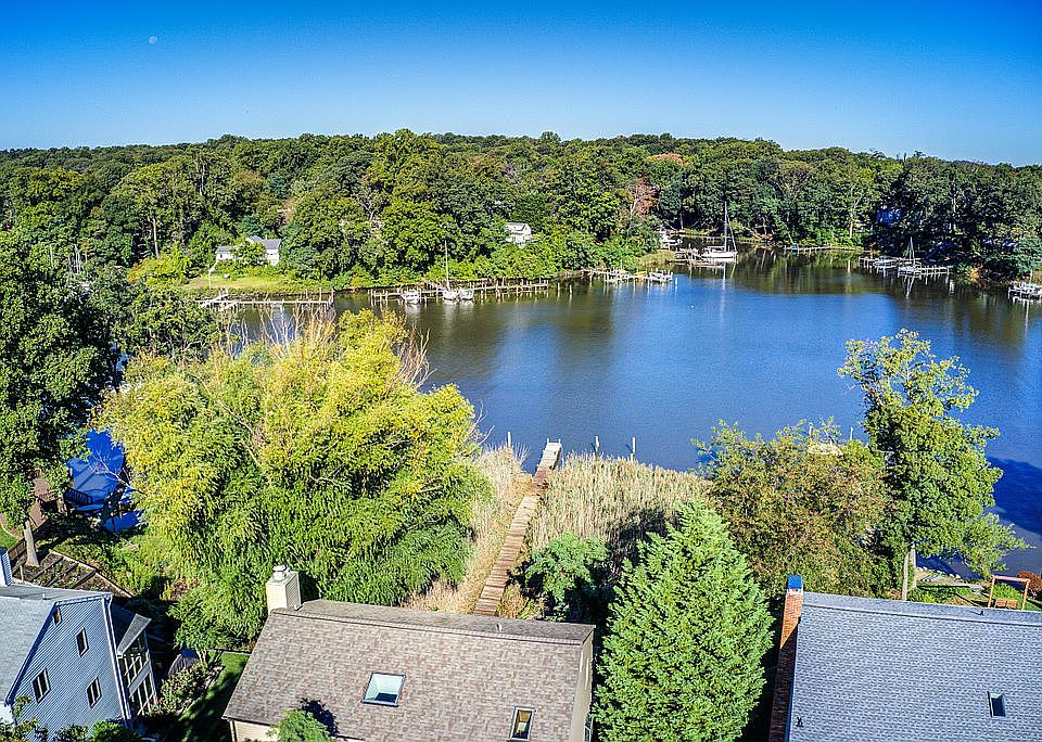1st image of 928 Barracuda Cove Ct