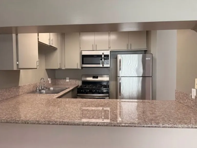 1618 Schrader Blvd — Photo 19