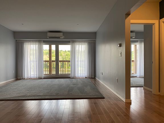 2nd image of 200-204 E Front St