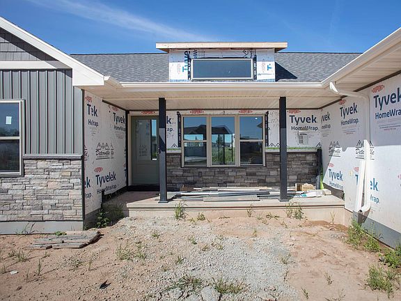 2nd image of 1403 Divinity Dr