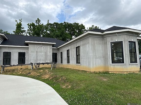 3rd image of 10201 Amelia Flower Ln