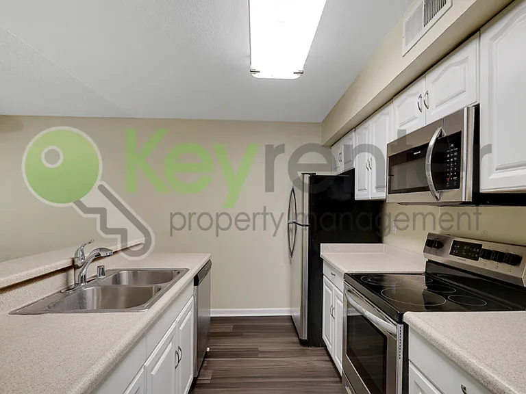 600 Del Verde Cir #7 — Photo 12