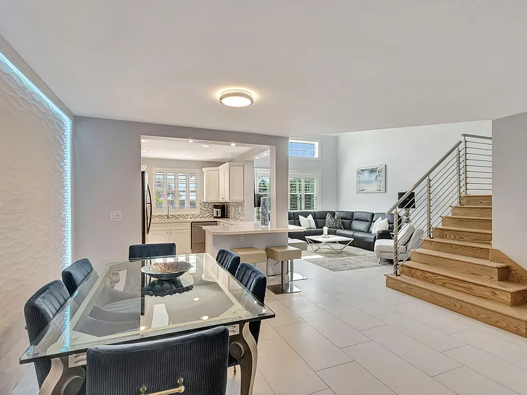 205 Mainsail Cir — Photo 12