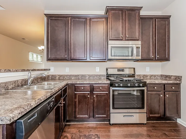147 Seabreeze Ct — Photo 15