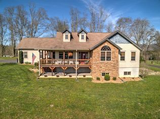 201 Sarah Dr, Mountain City, TN 37683
