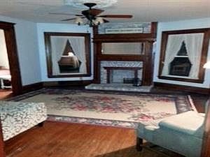 4th image of 729 Washington Ave