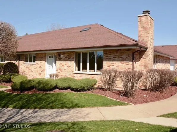 7547 Willowood Ct, Orland Park, IL 60462