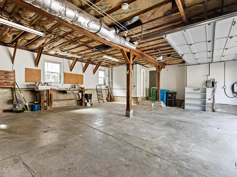 31 Canyon Dr — Photo 22