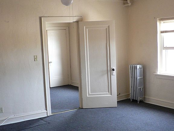 3rd image of 2020 Washington St