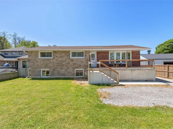 6 York St, Lambton Shores, ON N0N 1J0