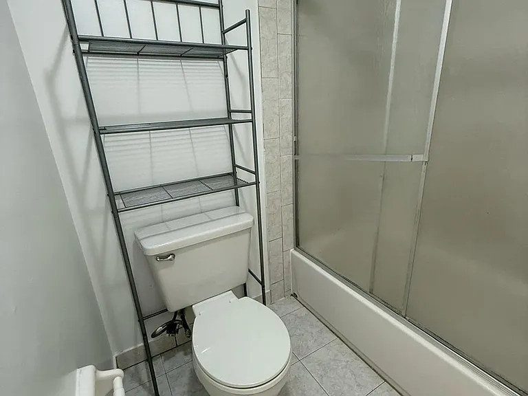 9921 Bustleton Ave — Photo 5