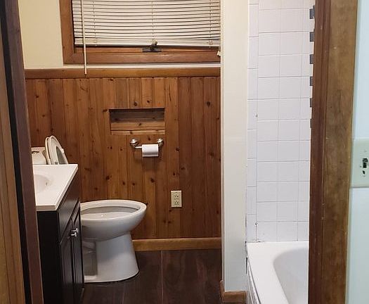 Main Bath