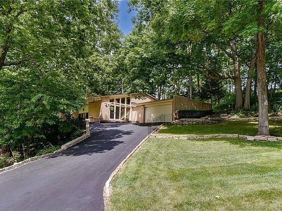 2nd image of 5561 Lotusdale Dr