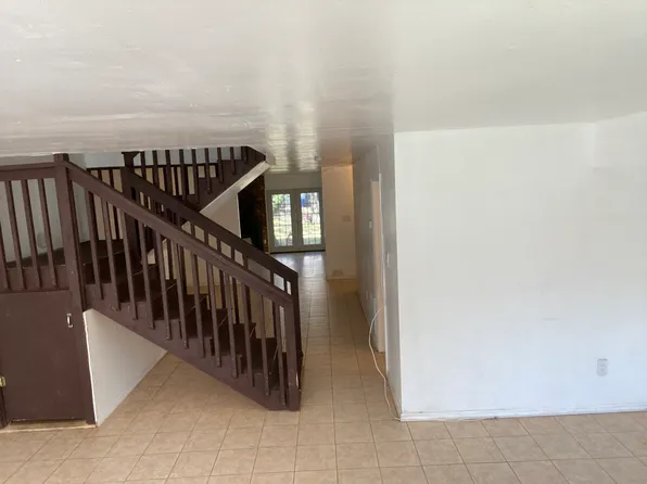 2137 Rhododendron Ct, Mays Landing, NJ 08330