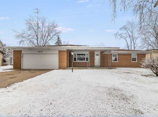 4814 W Doris Dr, Kankakee, IL 60901