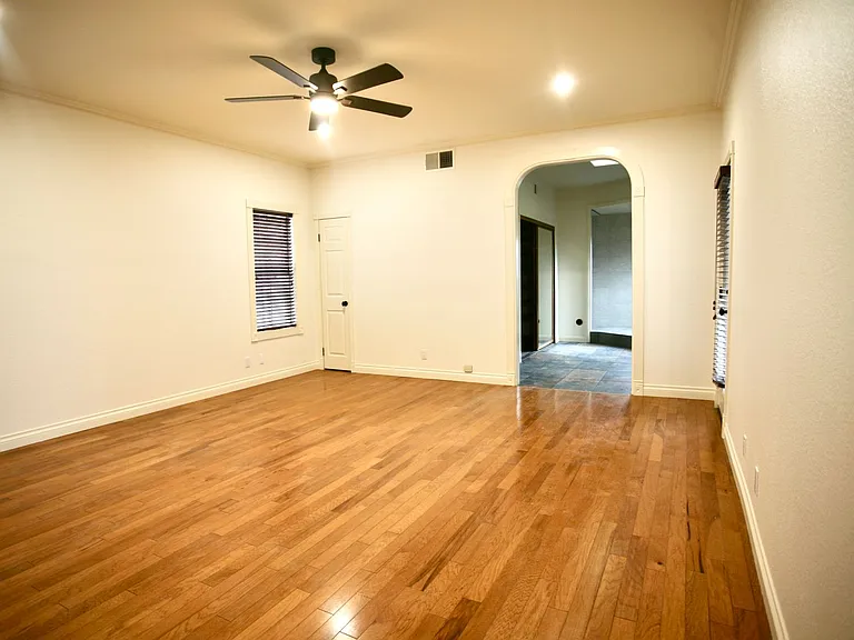 10031 Valle Caballo Ln — Photo 11