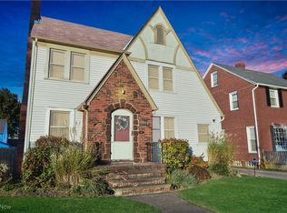 17113 Neff Rd, Cleveland, OH 44119