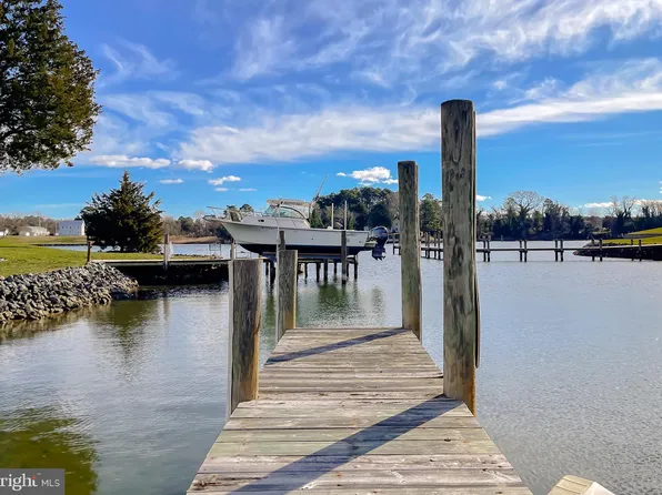 610 Rolling Hills Rd, Solomons, MD 20688