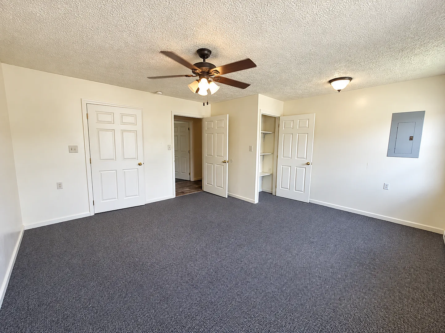 621 Park Street — Photo 4