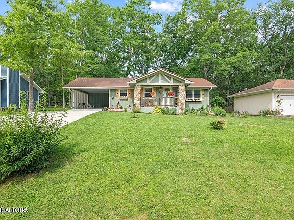 4th image of 137 Jasper Dr
