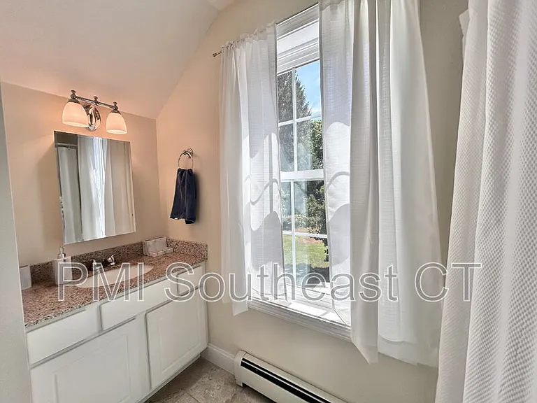 7 Lyme St #1-C — Photo 18