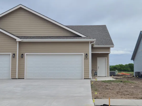 2737 Amelia Ln, Salina, KS 67401
