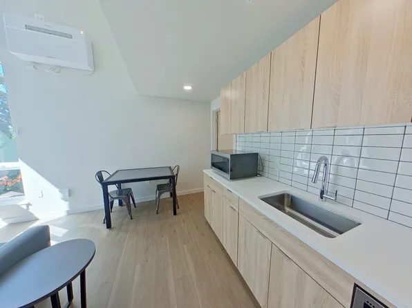 11th and Ferry Lofts
