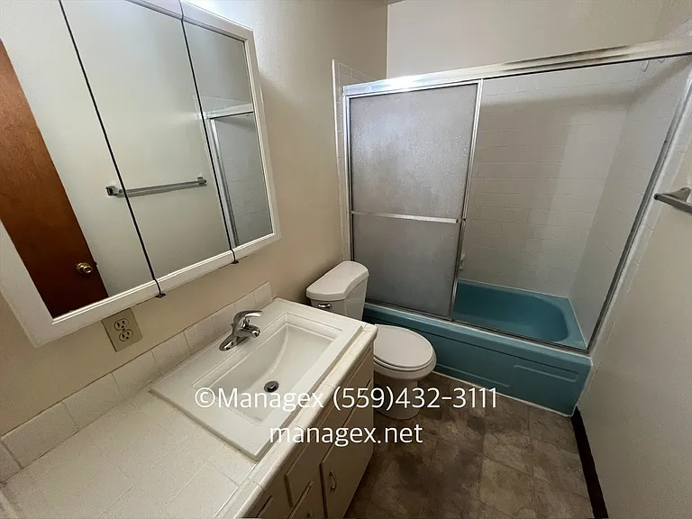 2423 E Lewis Ave #A — Photo 6