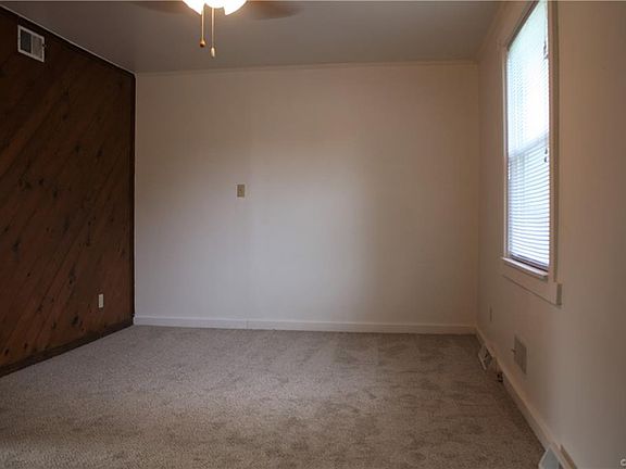 5th image of 412 Jefferson Ave