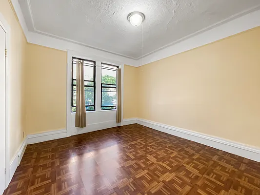 Rented by Skyward | media 10