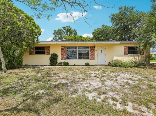 1806 S Dodge Cir, Melbourne, FL 32935