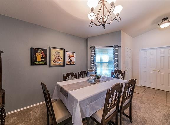 5th image of 1301 Columbus Ln