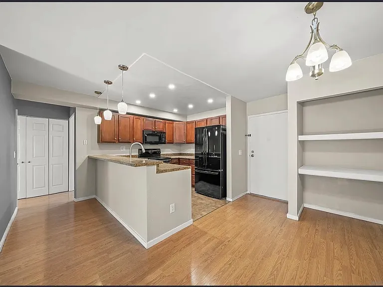 6131 Rancho Mission Rd #113 — Photo 5