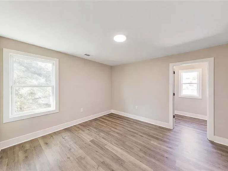336 Nobleman Way — Photo 24