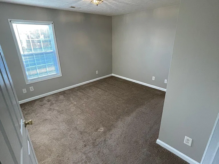 100 Brandi Ct — Photo 12