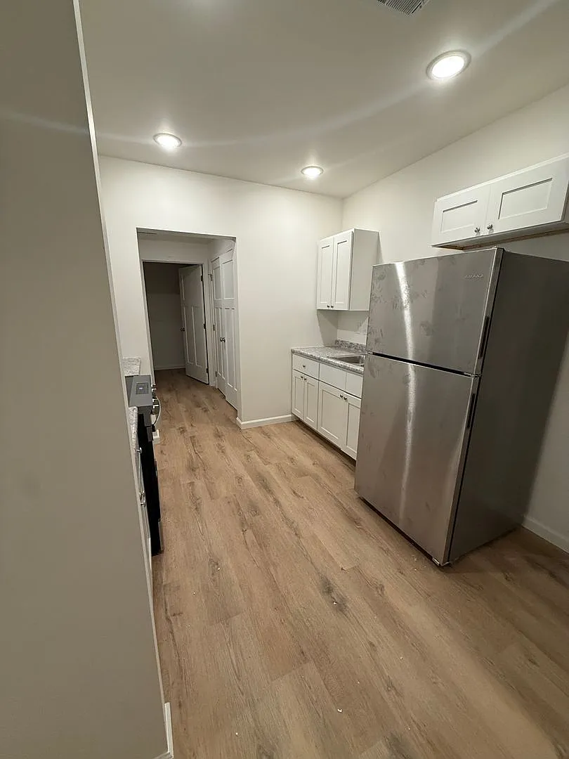 1 Bedroom 1 Bathroom Apartment — Photo 4
