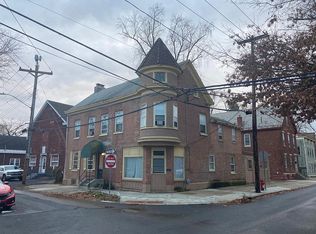31 N College St, Schenectady, NY 12305