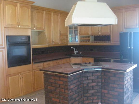 4th image of 1578 Alamitos Dr