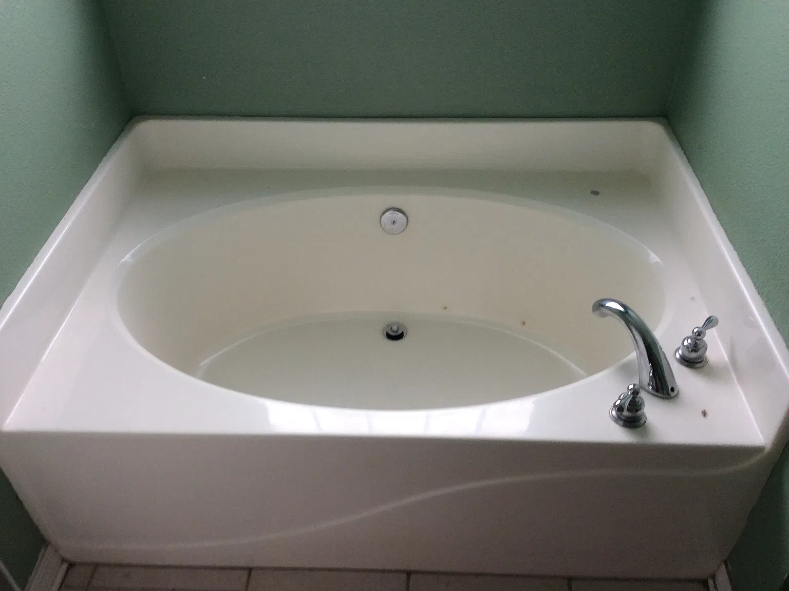3 bed, 1794 sqft, $1,875 — Photo 2