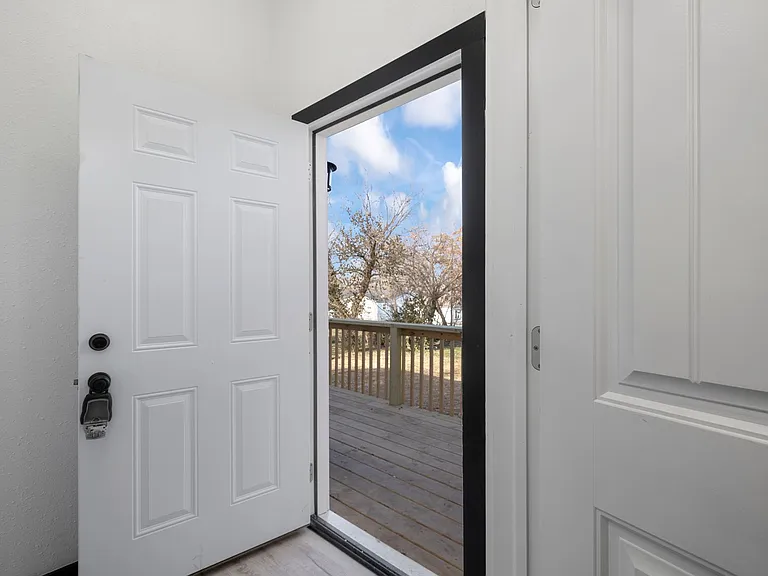217 W Ramsey St — Photo 20