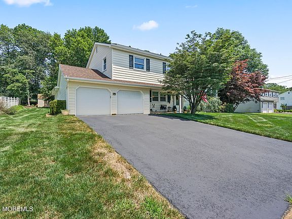 2nd image of 58 Old Bridge Drive