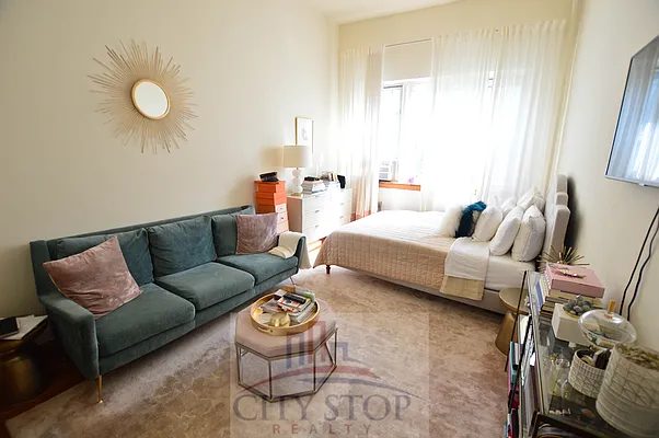 Rented by City Stop Realty | media 13