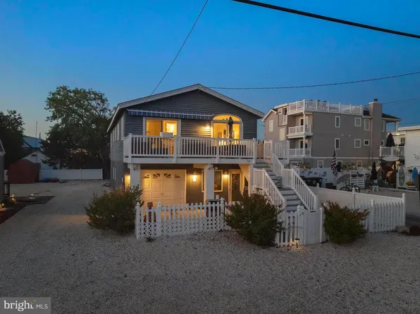 113 N 18th St, Beach Haven, NJ 08008