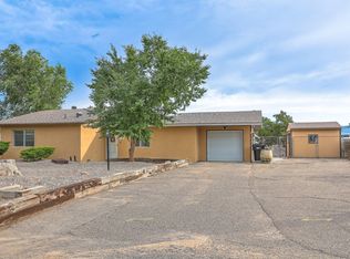 1710 Geraldine Pl SE, Rio Rancho, NM 87124
