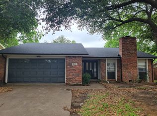 613 Spring Forest Dr, Bedford, TX 76021