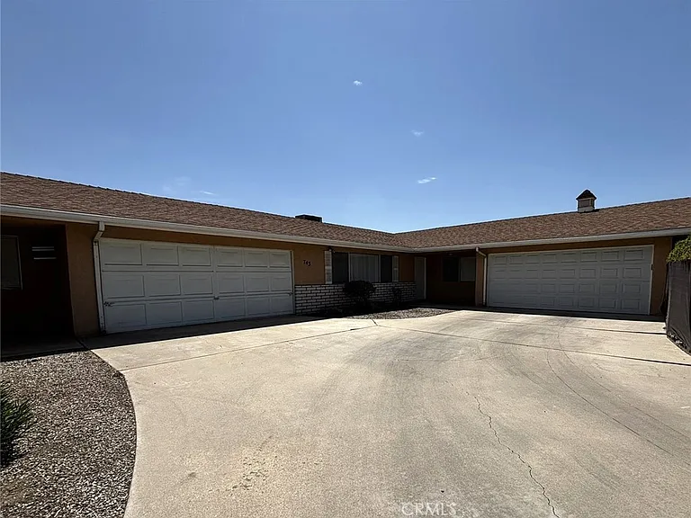 743 Evergreen St — Photo 21