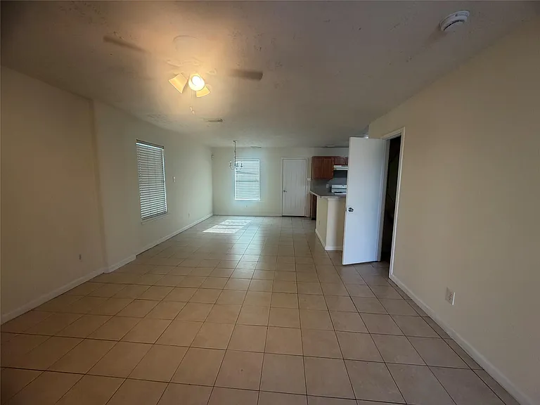21219 Grand Linden Ct — Photo 7