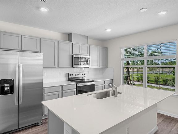 4th image of 16576 BARBOURS CREEK WAY