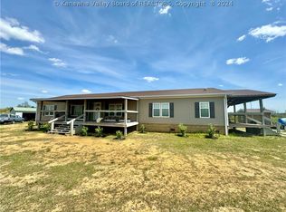 325 Beachmont Estates Rd, Ripley, WV 25271